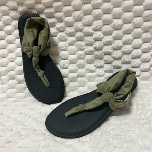 Woman Sanuk Yoga Sling